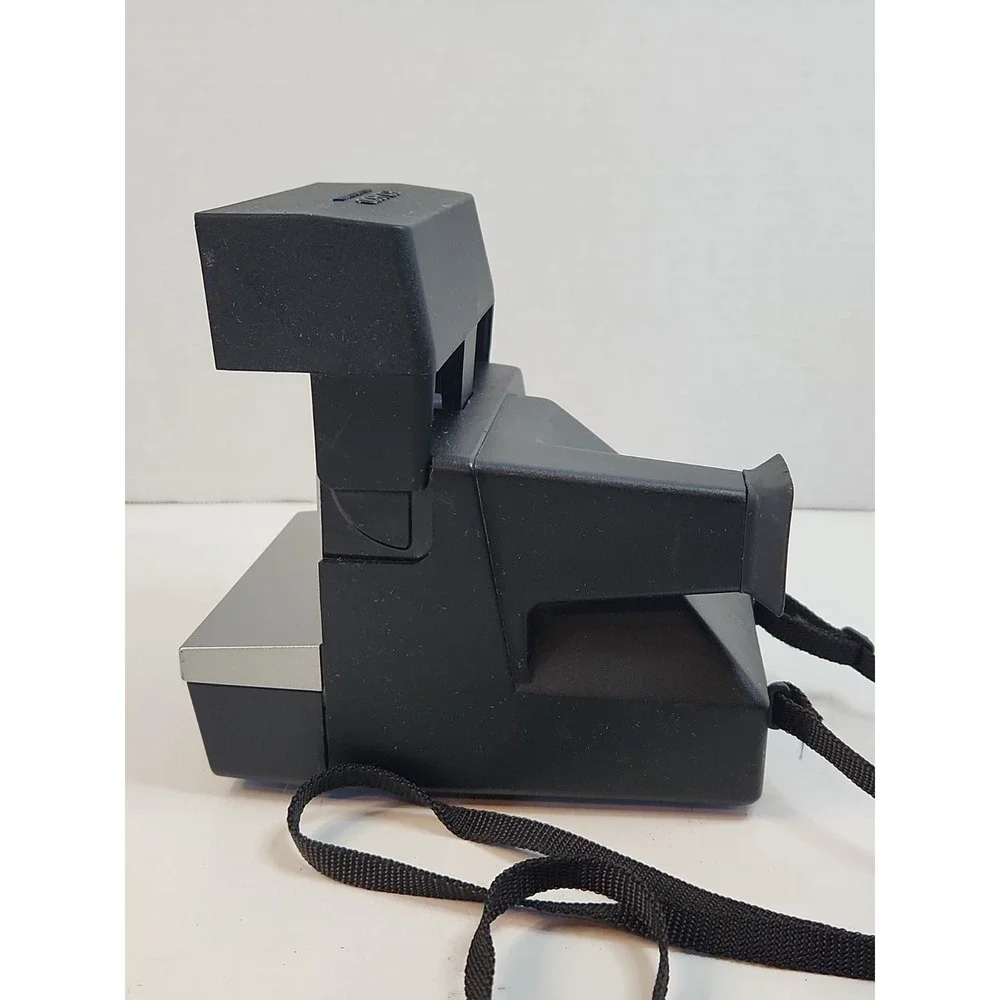 Polaroid Sun 600 LMS Instant Film Camera Black Silver Untested For Parts Repair